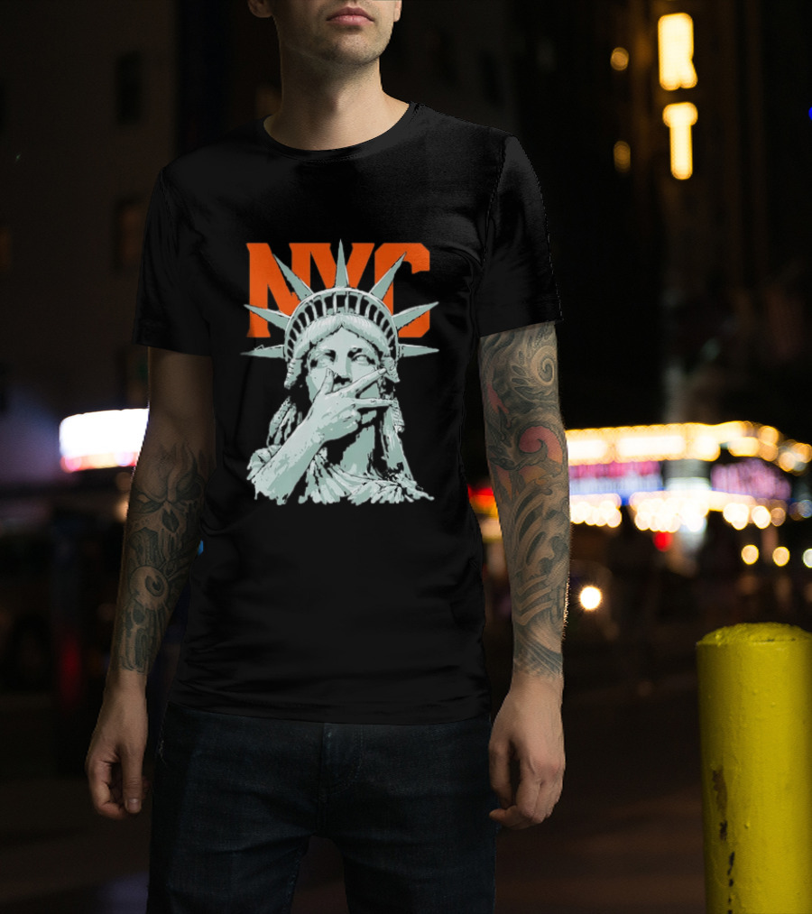 NYC Statue Of Liberty Peace Gesture Iconic Liberty T-Shirt