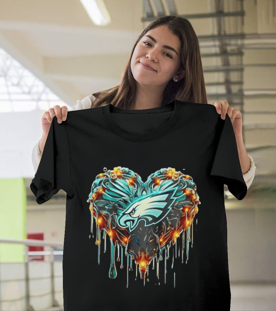 Philadelphia Eagles Heart Caramel Dripping Effect T-Shirt