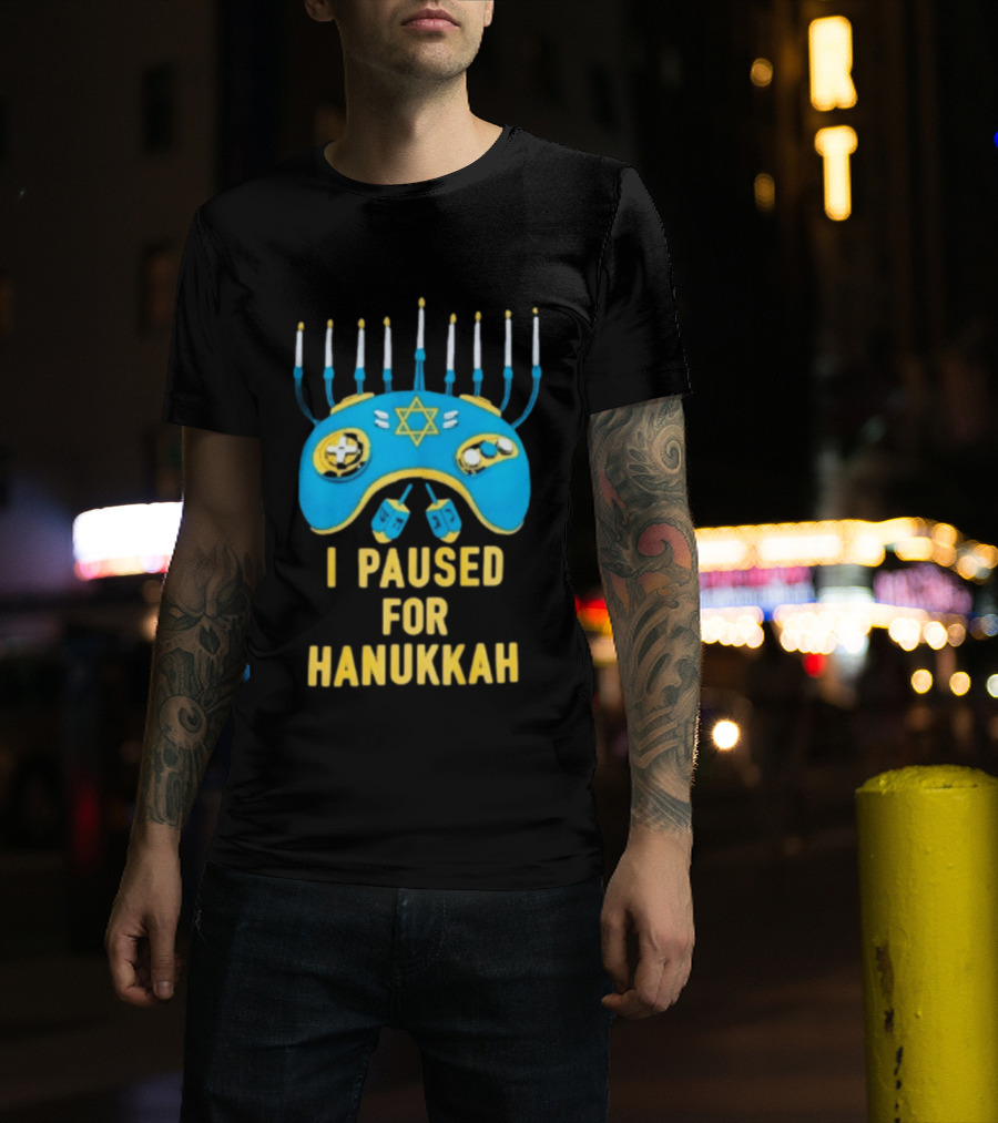I Paused For Hanukkah Menorah Gaming Controller Star Of David T-Shirt