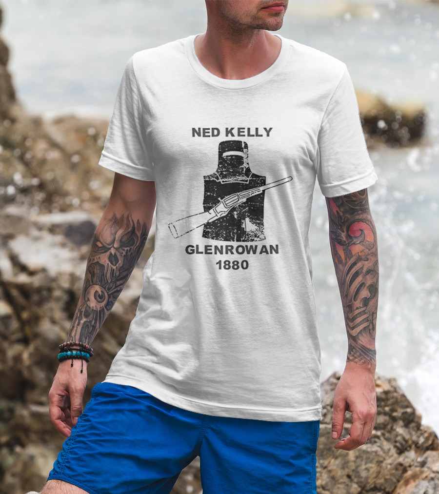 Ned Kelly Glenrowan 1880 Distressed Australian History Iconic Outlaw Image T-Shirt