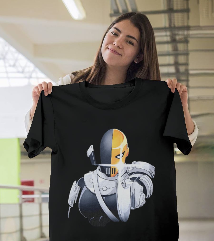 Deathstroke DC Comics Armor Sword Wielding T-Shirt