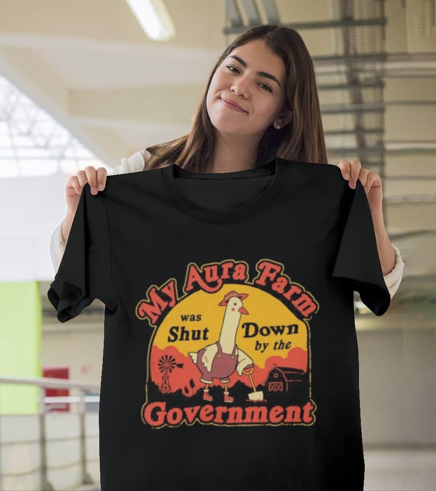 My Aura Farm Was Shut Down By The Government Goose Vintage Farmyard Scene T-Shirt