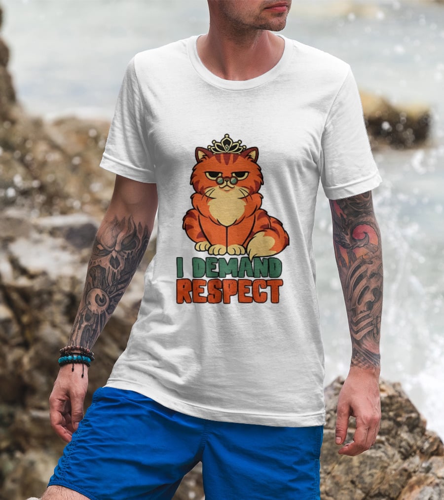 Cat With Crown I Demand Respect Pet Lover Distressed T-Shirt