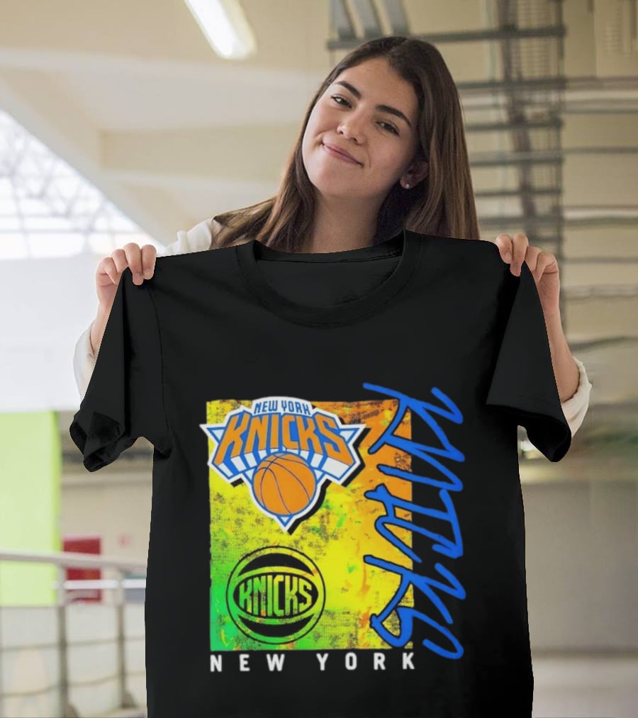 New York Knicks Basketball Team NBA Vibrant Graphic Knicks New York T-Shirt