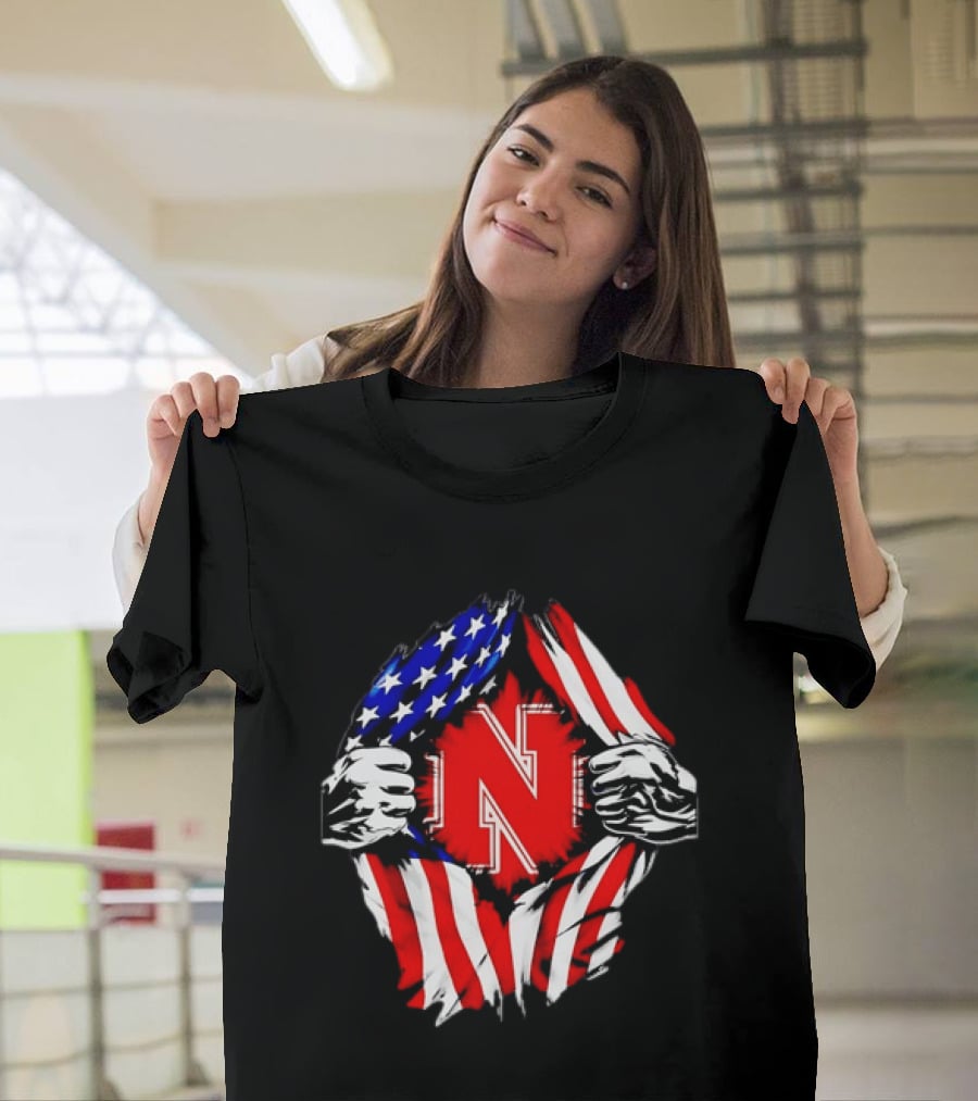 Nebraska Cornhuskers N Logo Ripped American Flag T-Shirt