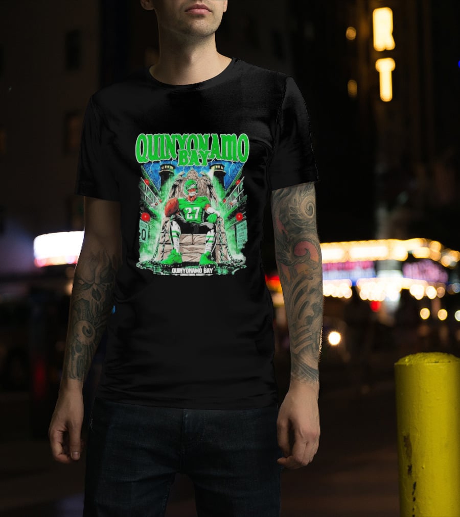 Quinyonamo Bay 27 Throne Football Block Q T-Shirt