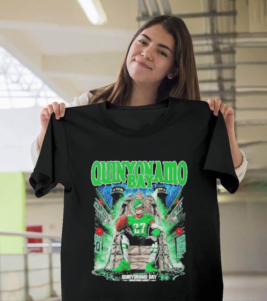 Quinyonamo Bay 27 Throne Football Block Q T-Shirt