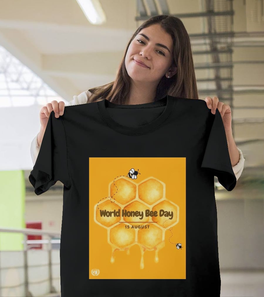 World Honey Bee Day 15 August Honeycomb T-Shirt