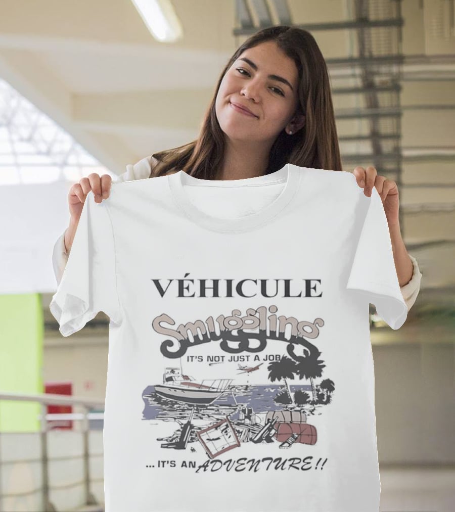 Véhicule S Gling It's Not Just A Job It's An Adventure With Boats And Palm Trees T-Shirt