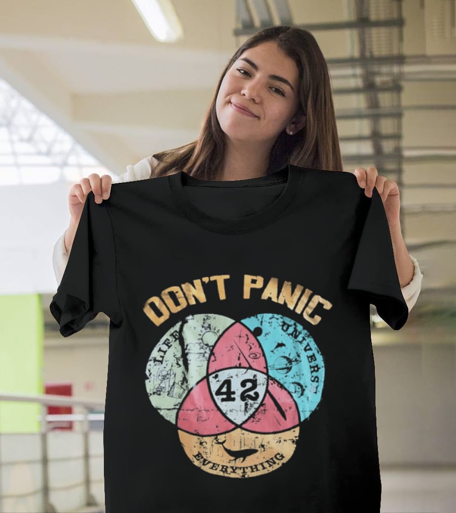 Don't Panic Life Universe Everything 42 Distressed T-Shirt