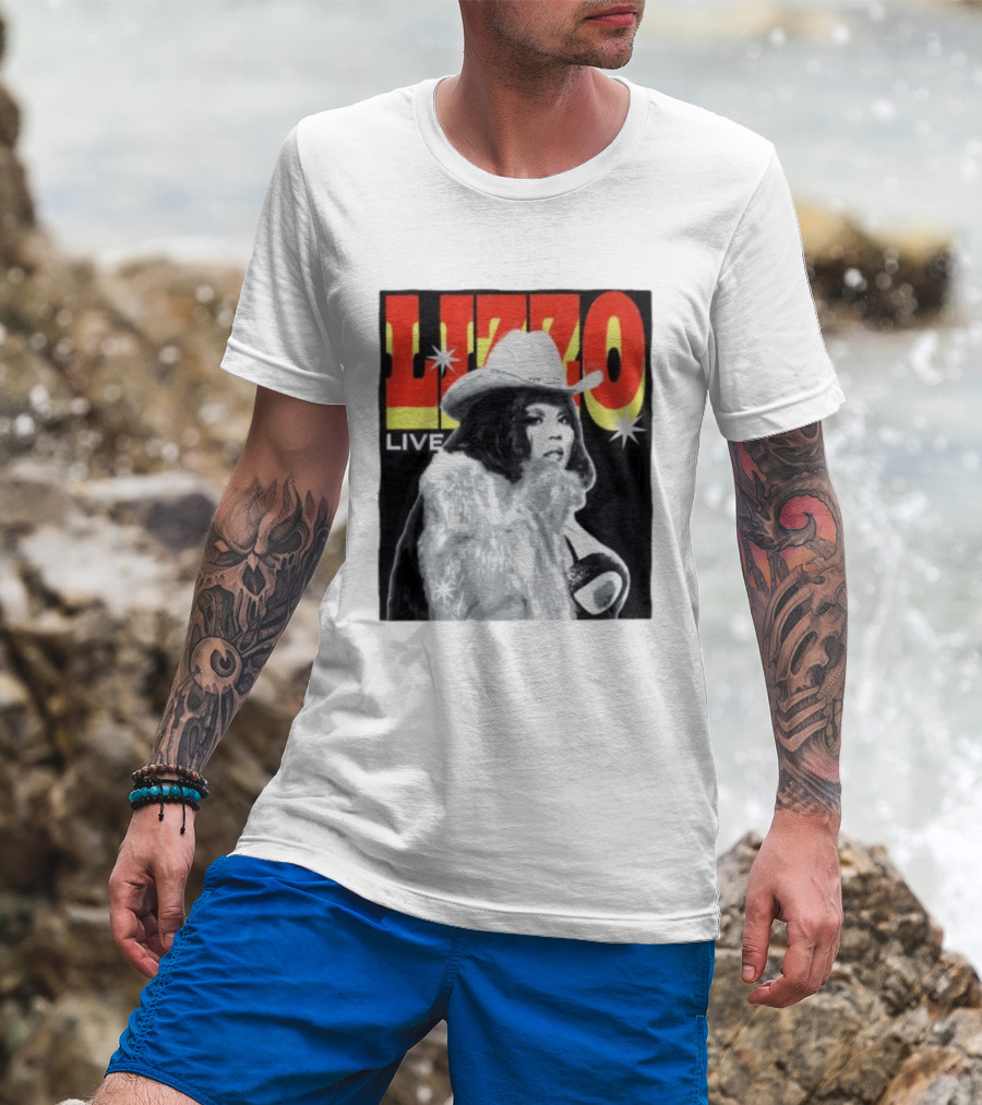 Lizzo Live Houston Mar 06 Texan Style Fur Coat Hat T-Shirt