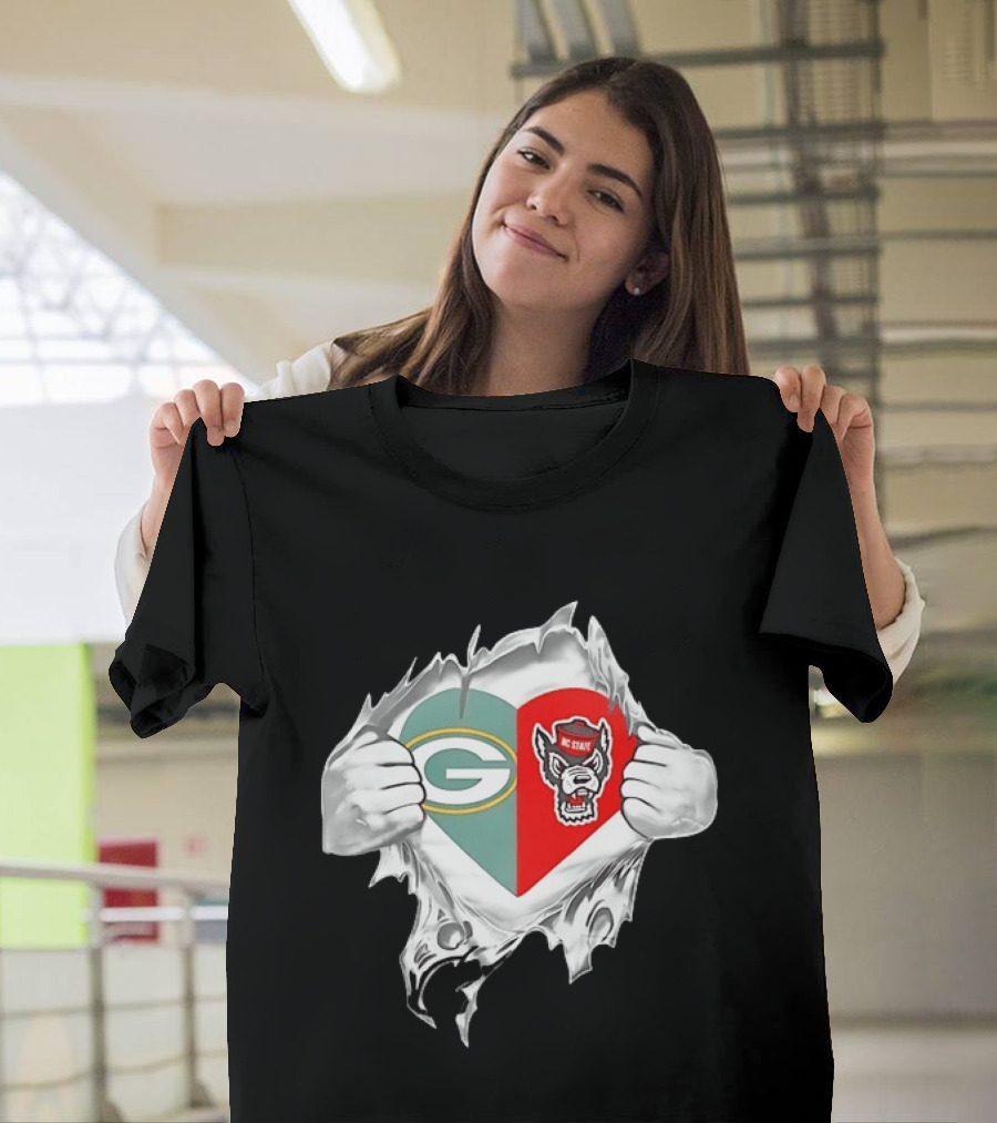 Green Bay Packers NC State Wolfpack Heart Superman Chest Rip T-Shirt