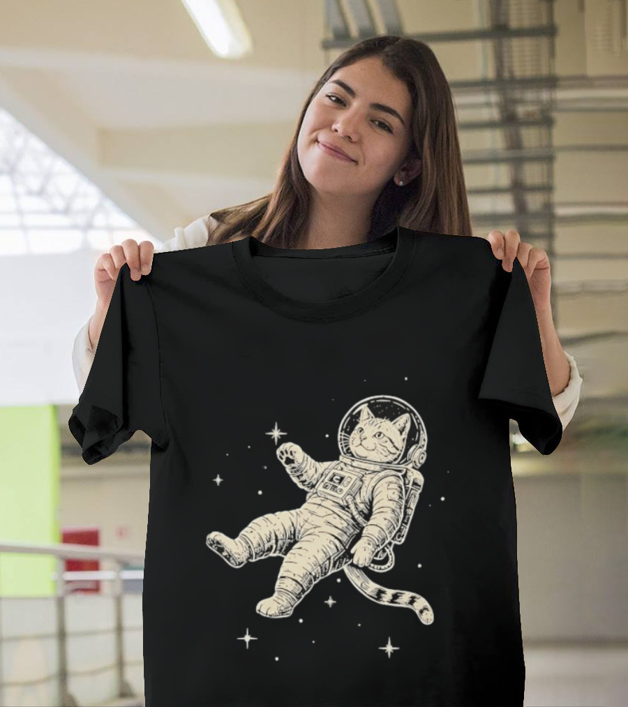 Astronaut Cat Floating In Space With Stars And Helmet T-Shirt