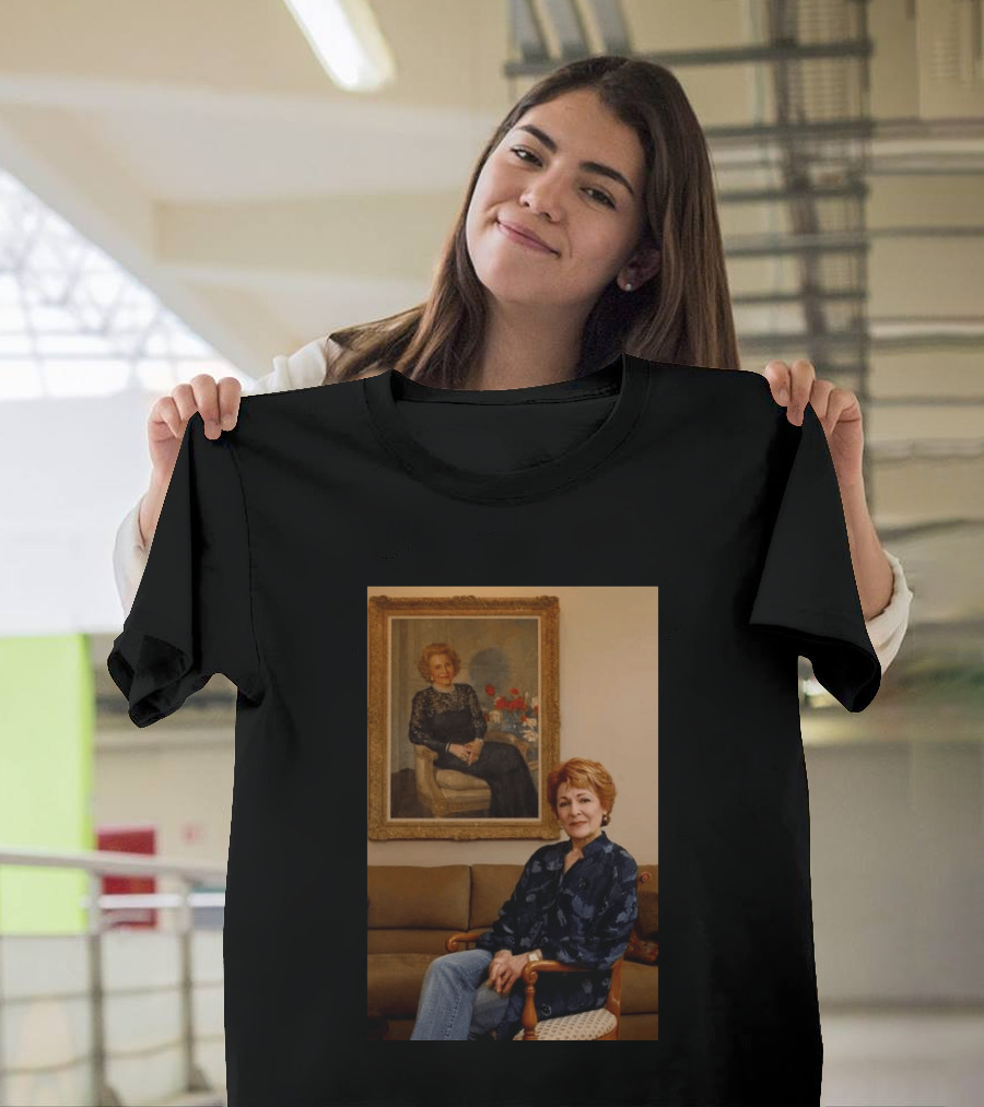 I Don't Know Who The Person In The Image Is. T-Shirt