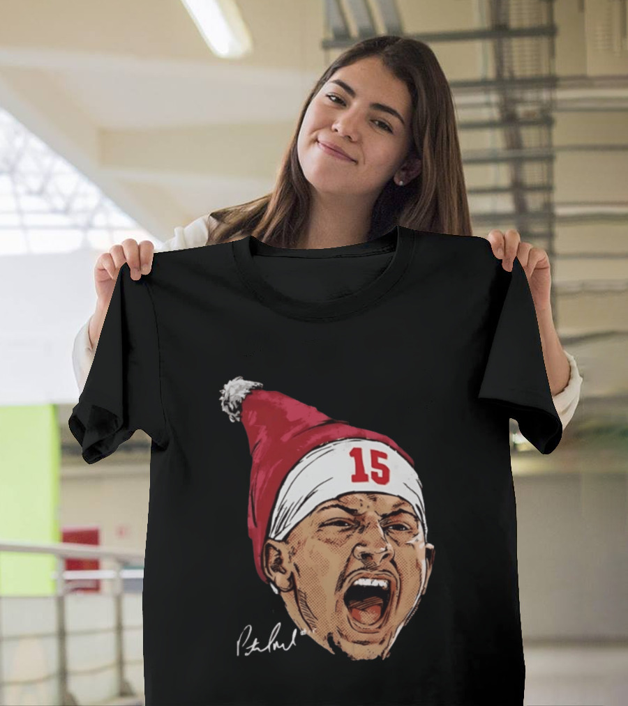 Pat Mahomes Screaming Face Red Santa Hat Number 15 Halftone Caricature T-Shirt