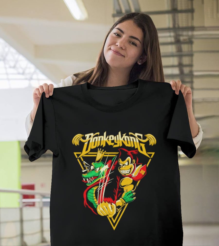 Donkey Kong Cartoon Retro Style Triangular Battle Scene T-Shirt