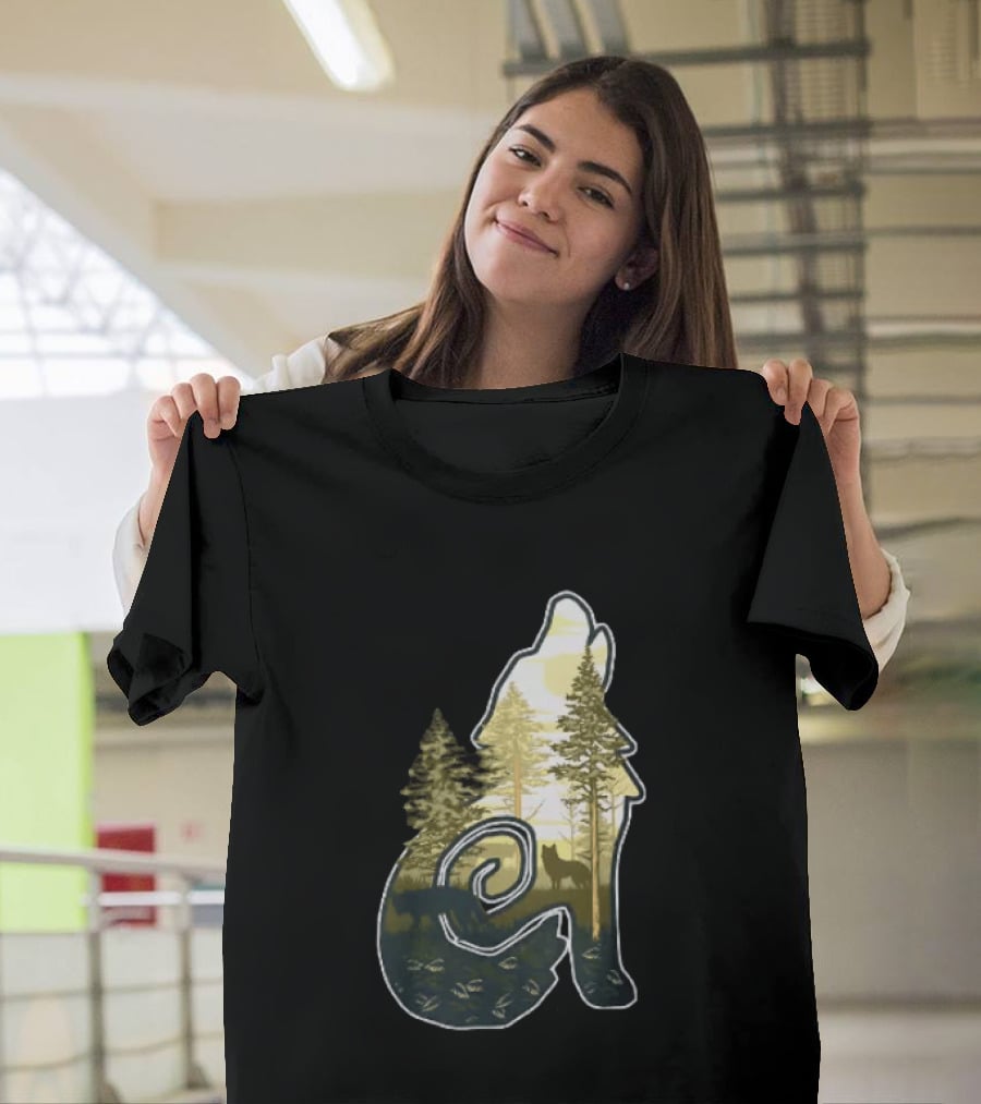 Wolf Howling Forest Scene Fahlo Nature Wildlife T-Shirt