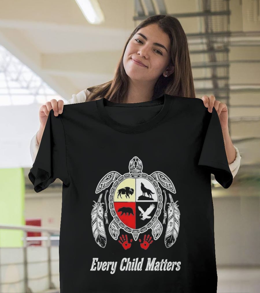 Every Child Matters Native American Turtle Medicine Wheel Feathers And Red Handprints T-Shirt