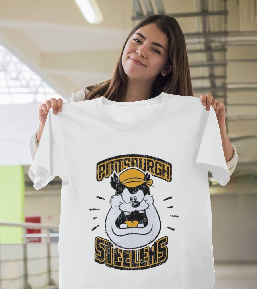 Pittsburgh Steelers Taz Distressed T-Shirt