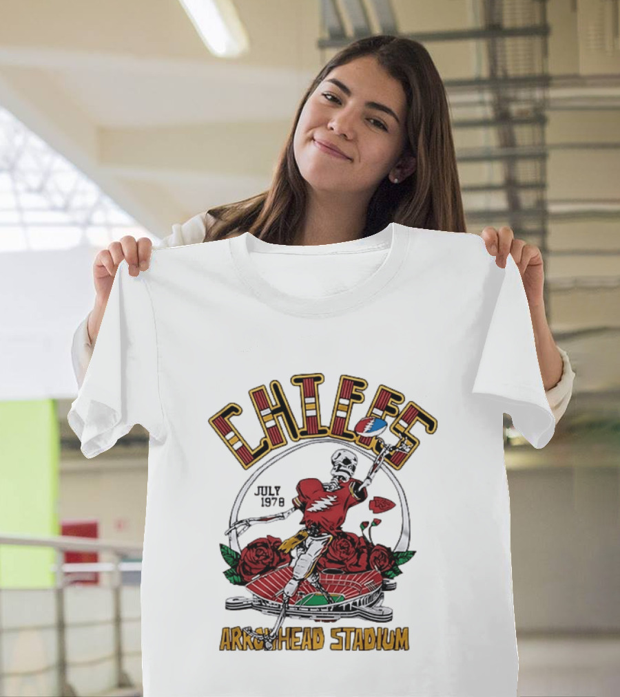 Kansas City Chiefs July 1 1978 Arrowhead Stadium Grateful Dead Skeleton Roses T-Shirt