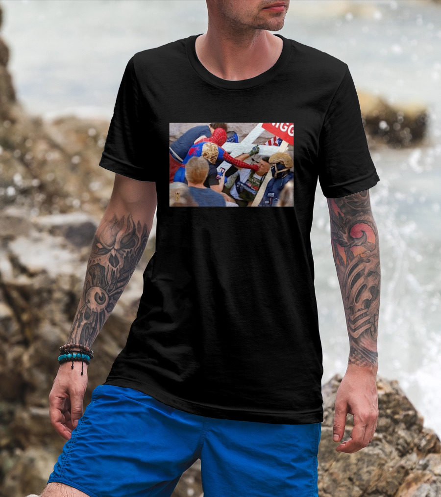 Spider Man Confrontation With Agent Superhero T-Shirt