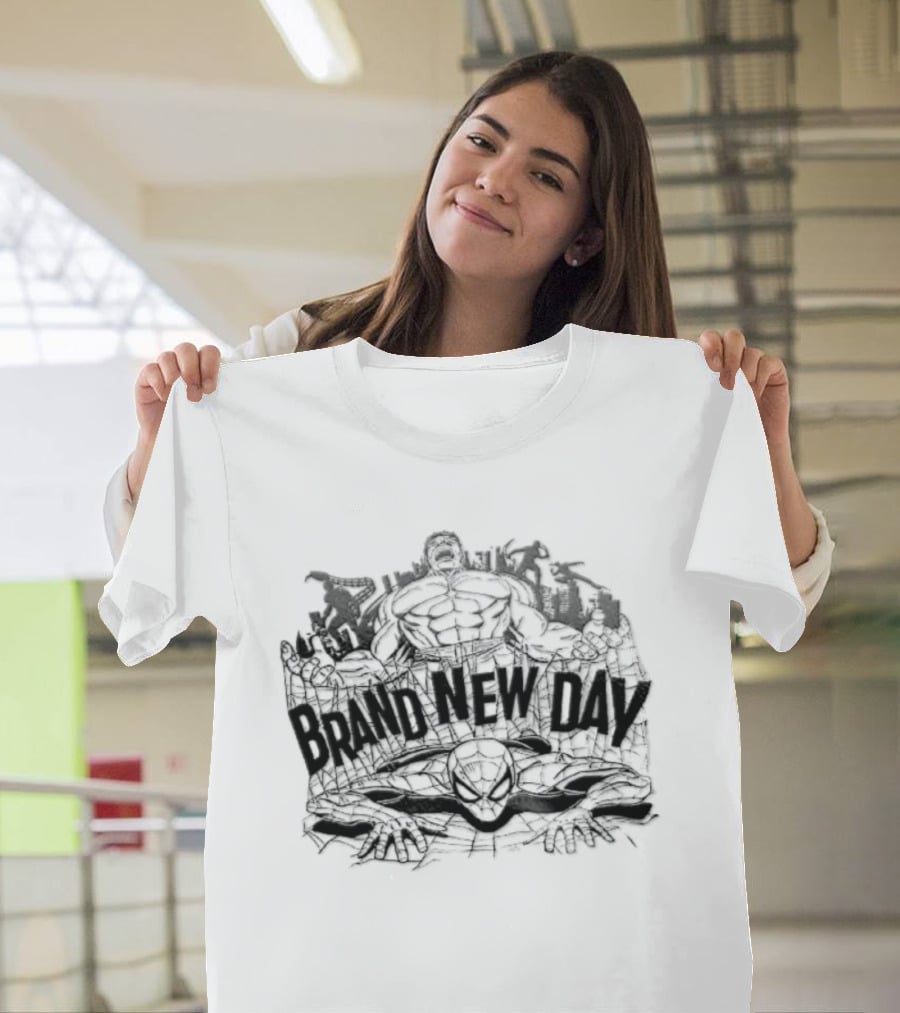 Spider Man Hulk Brand New Day Dynamic Cityscape Marvel Adventure T-Shirt