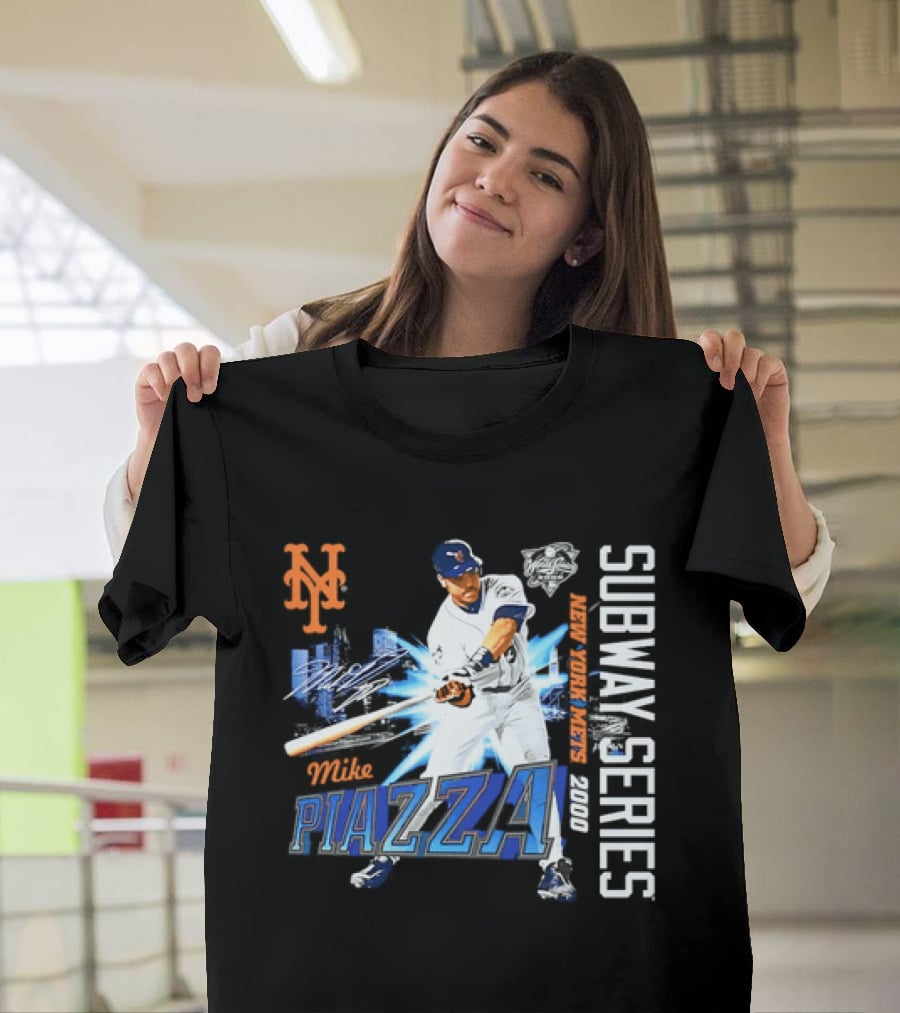 New York Mets Mike Piazza 2000 Subway Series Urban Baseball Action T-Shirt