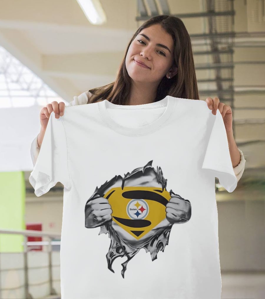Pittsburgh Steelers Superman Chest Rip T-Shirt