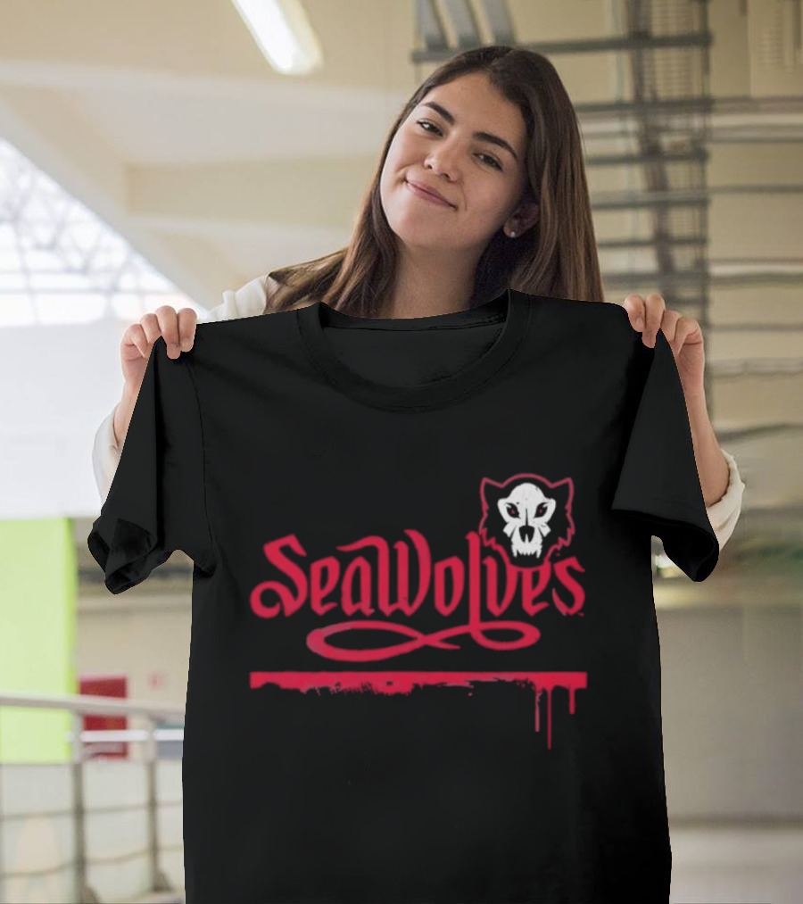 SeaWolves Skull Distressed Hockey Team Fan T-Shirt
