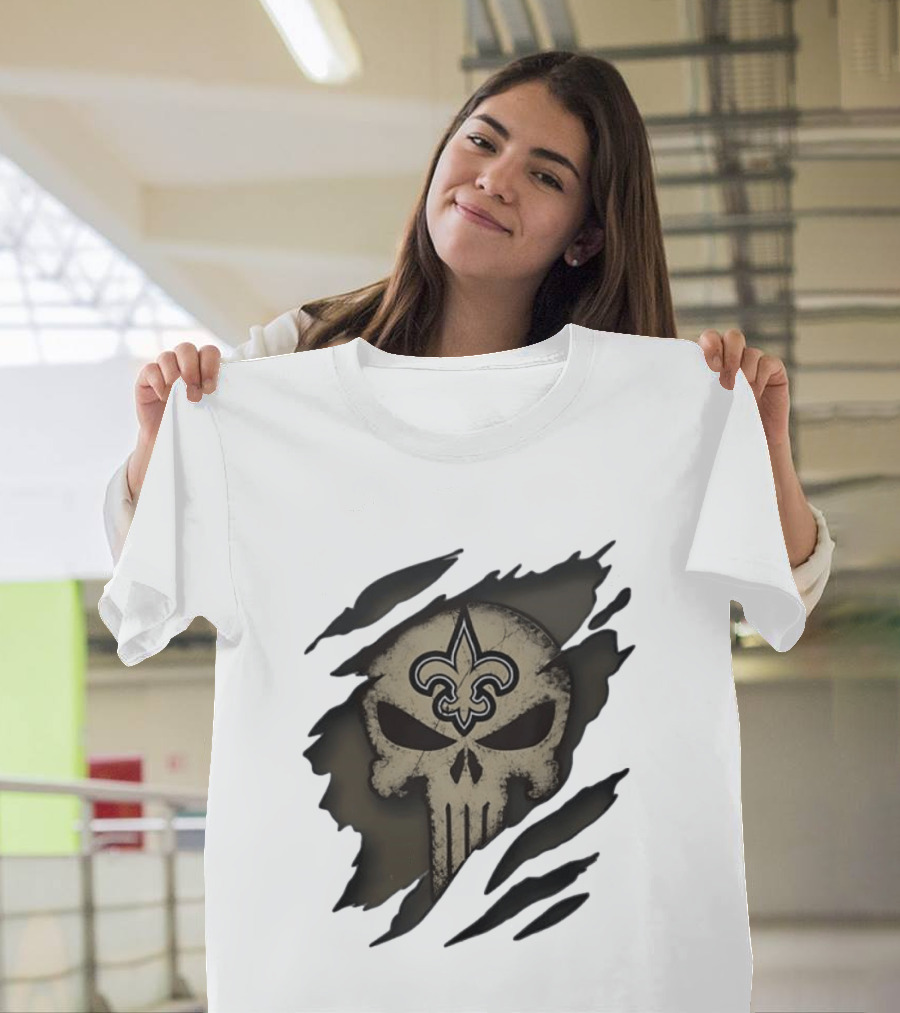 New Orleans Saints Punisher Skull Fleur De Lis Collaboration T-Shirt