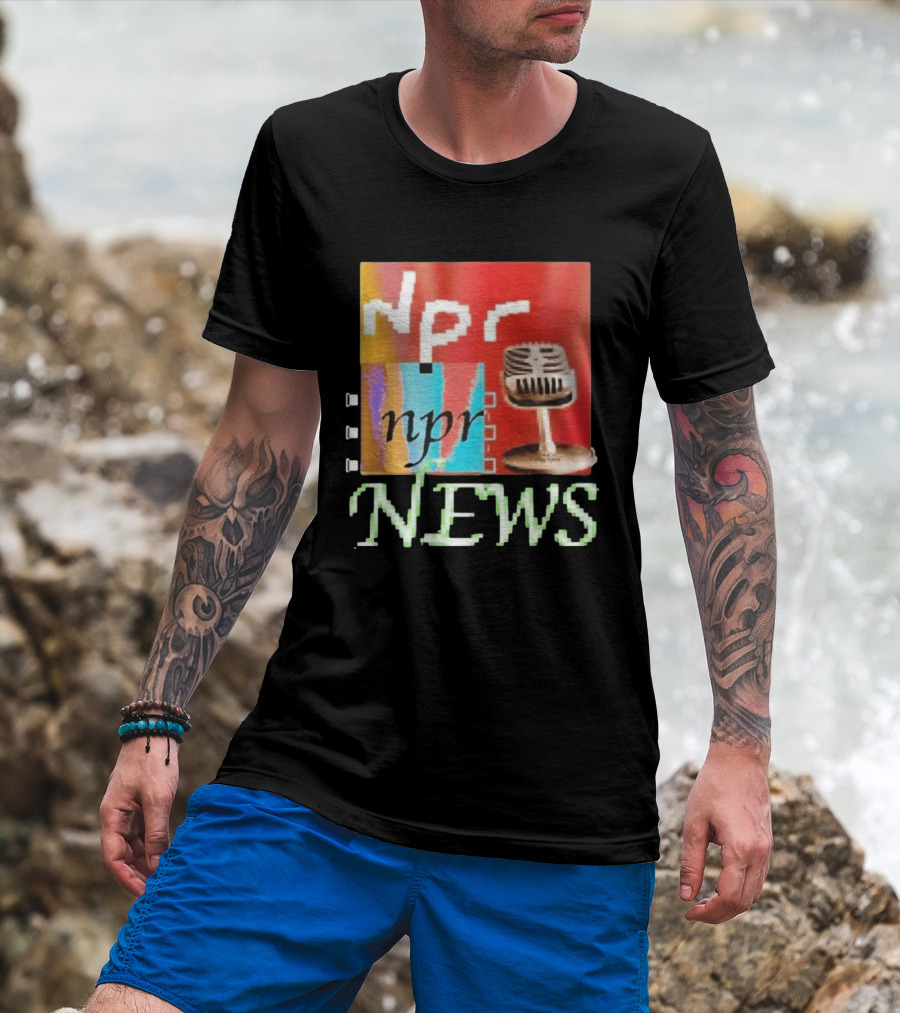 NPR News Public Radio Microphone Icon Podcast T-Shirt