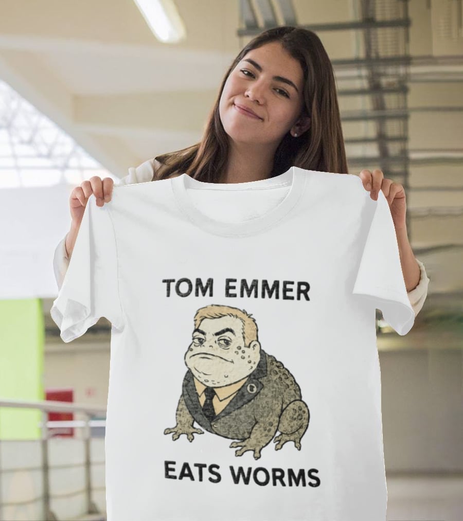 Tom Emmer Eats Worms Cartoon Toad Wearing Suit Tie T-Shirt