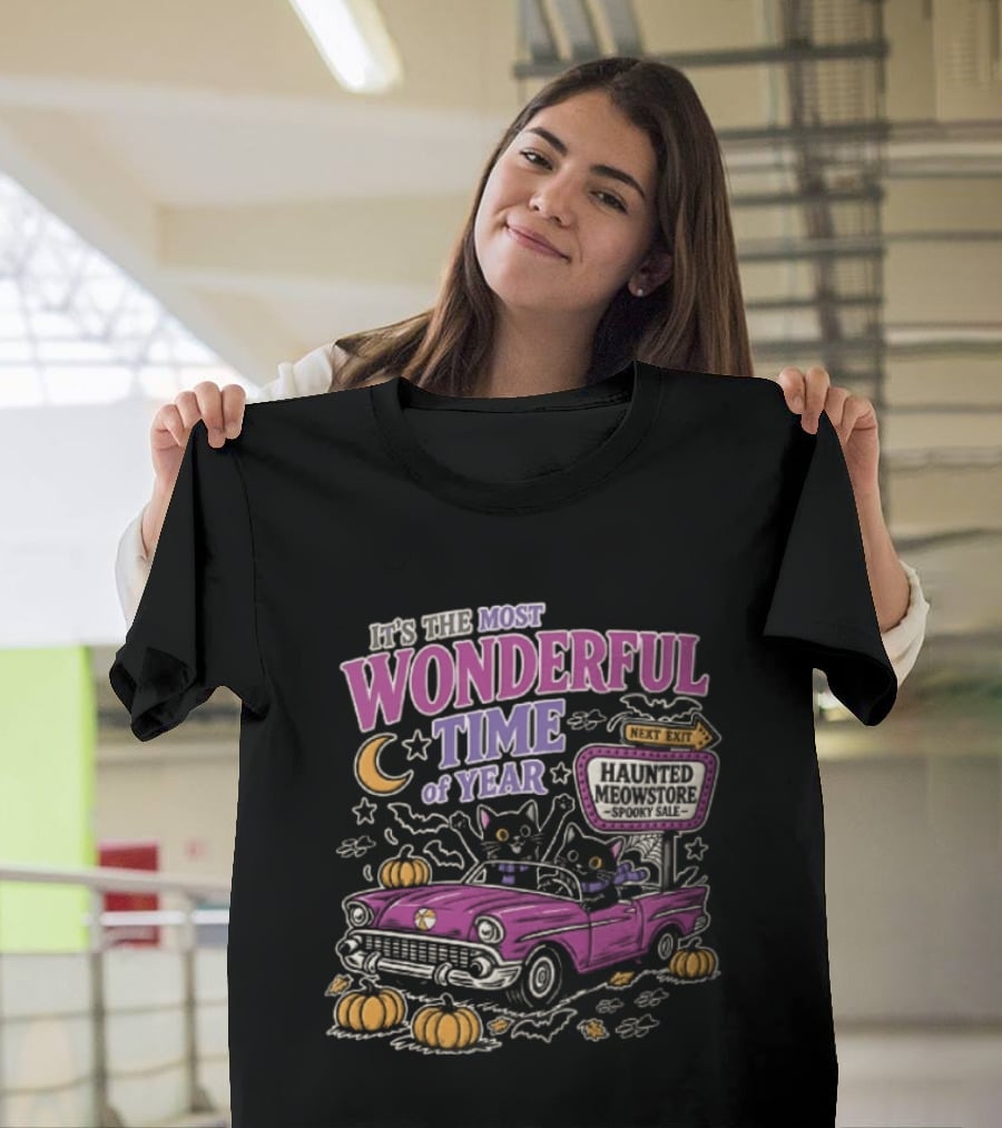 The Most Wonderful Time Of Year Halloween Cat And Pumpkins Retro Car T-Shirt