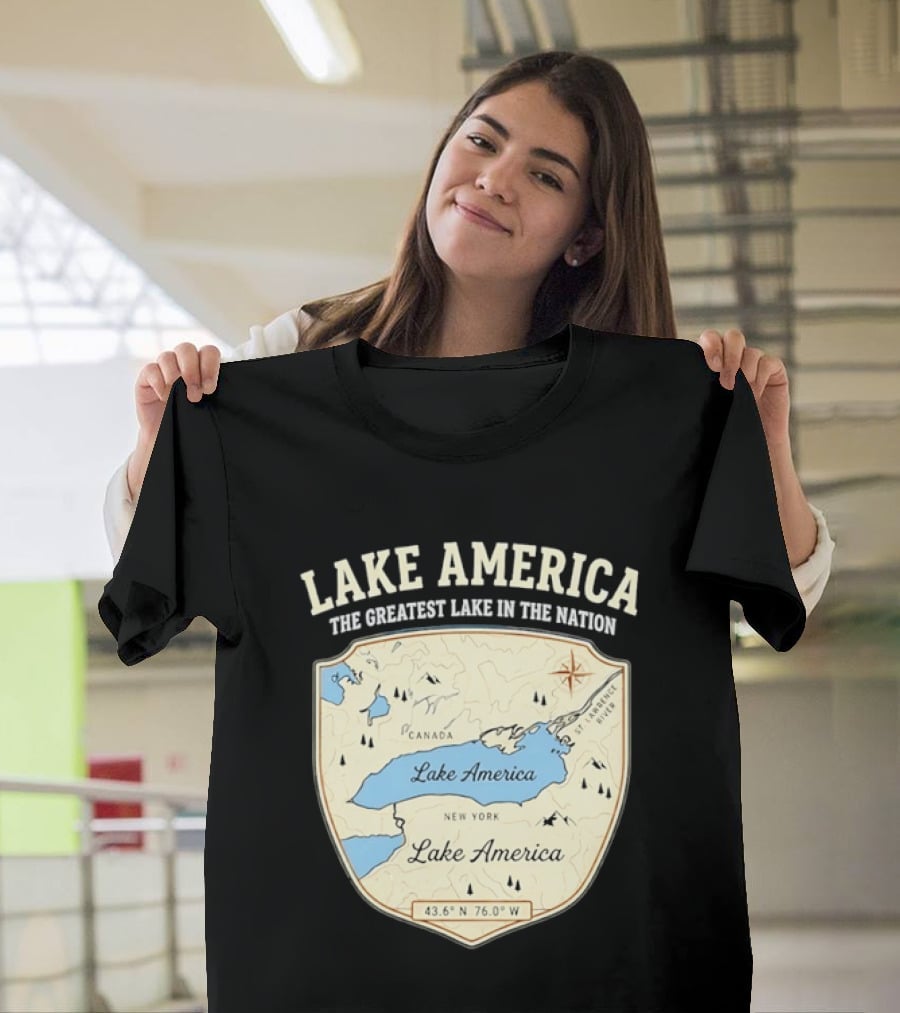 Lake America The Greatest Lake In The Nation Map Compass Cream T-Shirt
