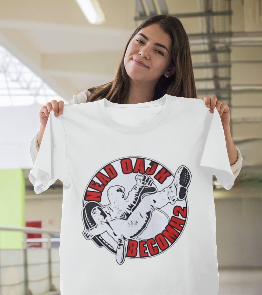 Nead Oajk Becomh2 Fighter Kick Circle T-Shirt