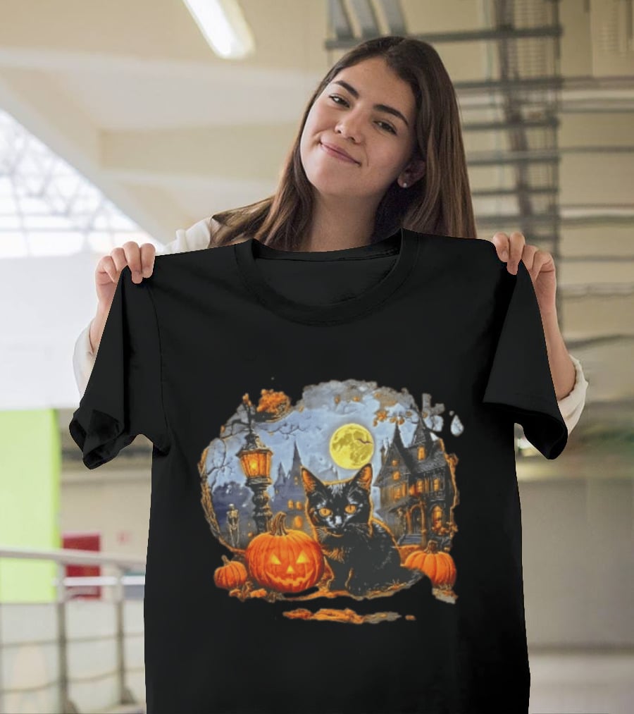 Black Cat Halloween Glowing Jack O' Lantern Haunted Mansion Full Moon Scene T-Shirt