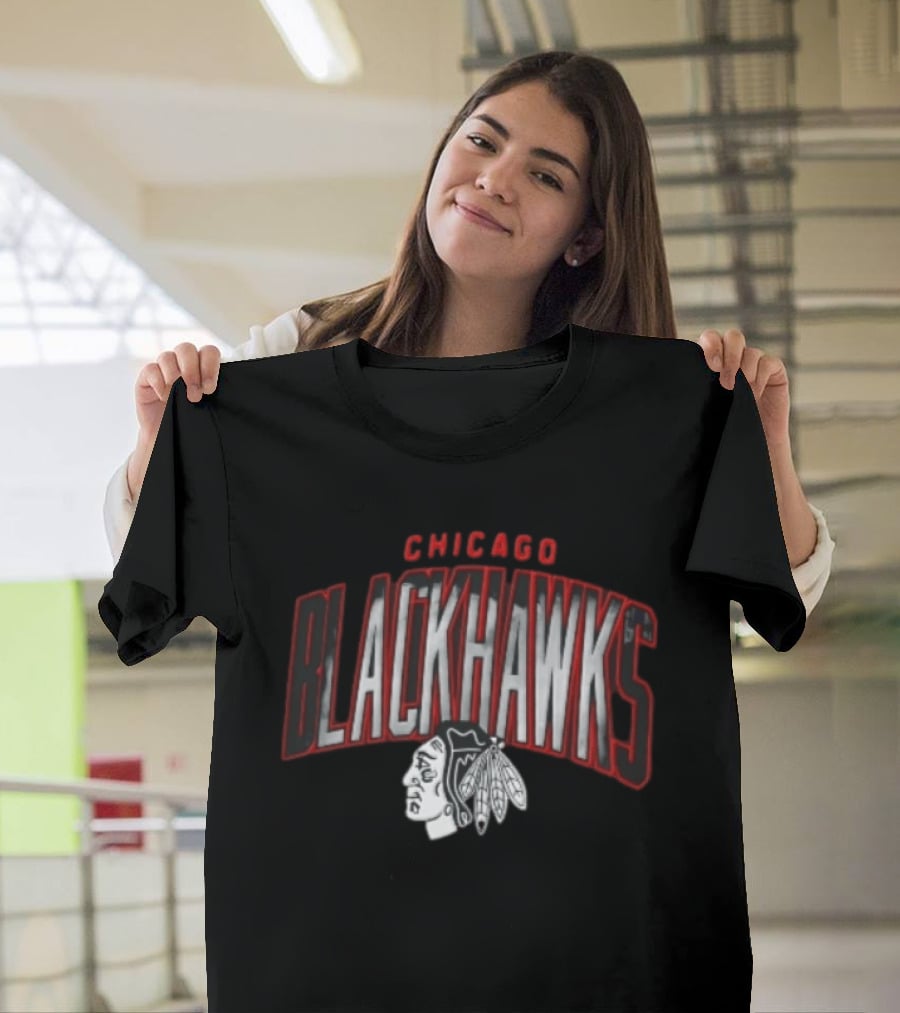 Chicago Blackhawks NHL Arched Smoky Monochrome T-Shirt