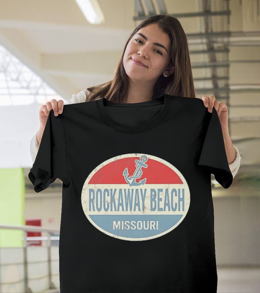 Rockaway Beach Missouri Distressed Anchor Red White Blue Vintage Look T-Shirt