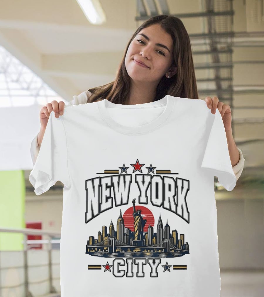 New York City Statue Of Liberty Skyline Red Sun Star Accents T-Shirt
