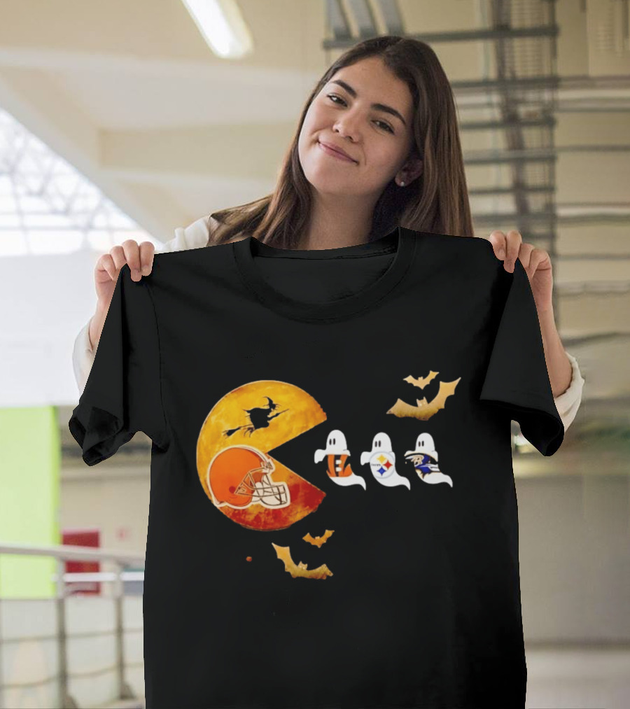 Cleveland Browns Pac Man Vs Bengals Steelers Ravens Halloween Battle T-Shirt