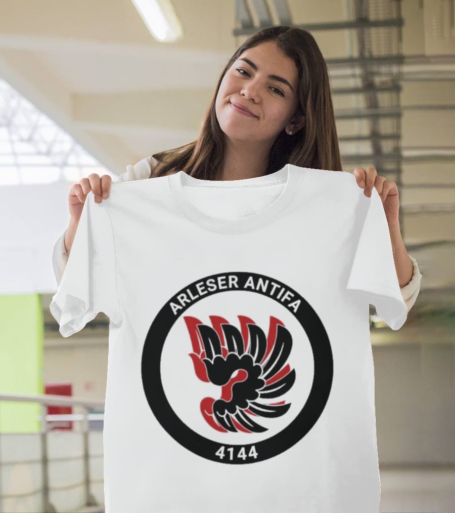 Arleser Antifa Arlesheim 4144 Black Red Fist T-Shirt