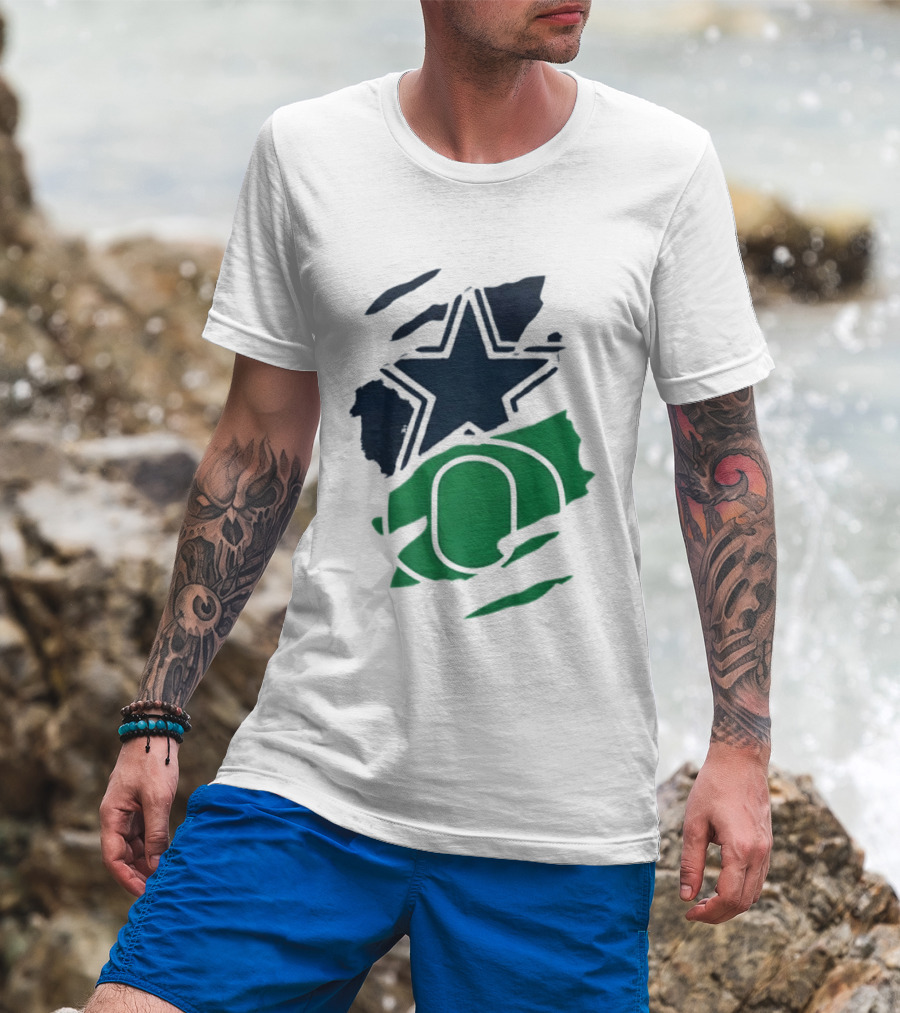 Dallas Cowboys Star And Oregon Ducks O Ripped Team Logos T-Shirt