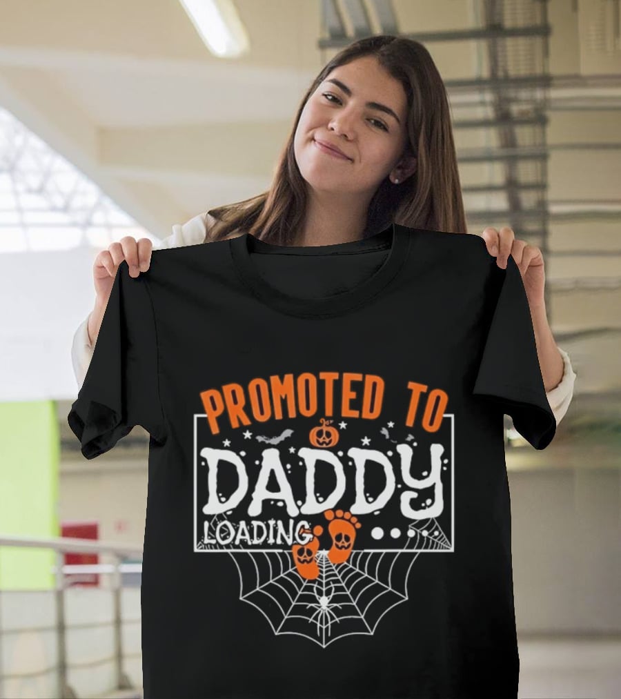 Promoted To Daddy Loading Halloween Pumpkin Baby Announcement T-Shirt