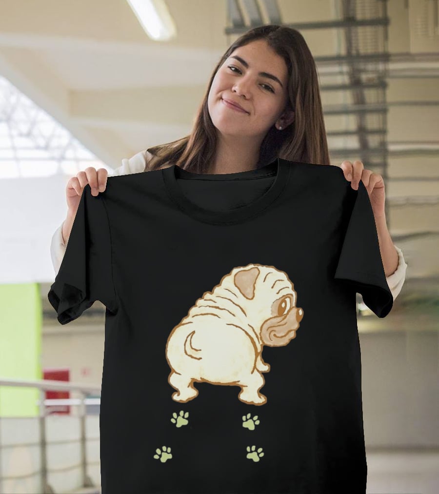 Pug Looking Back With Paw Prints Dog Cute Canine T-Shirt