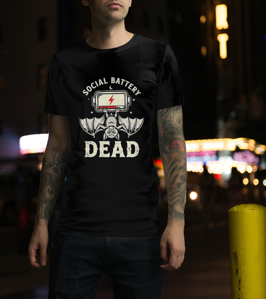 Social Battery Dead Bat Introvert Goth Humor T-Shirt
