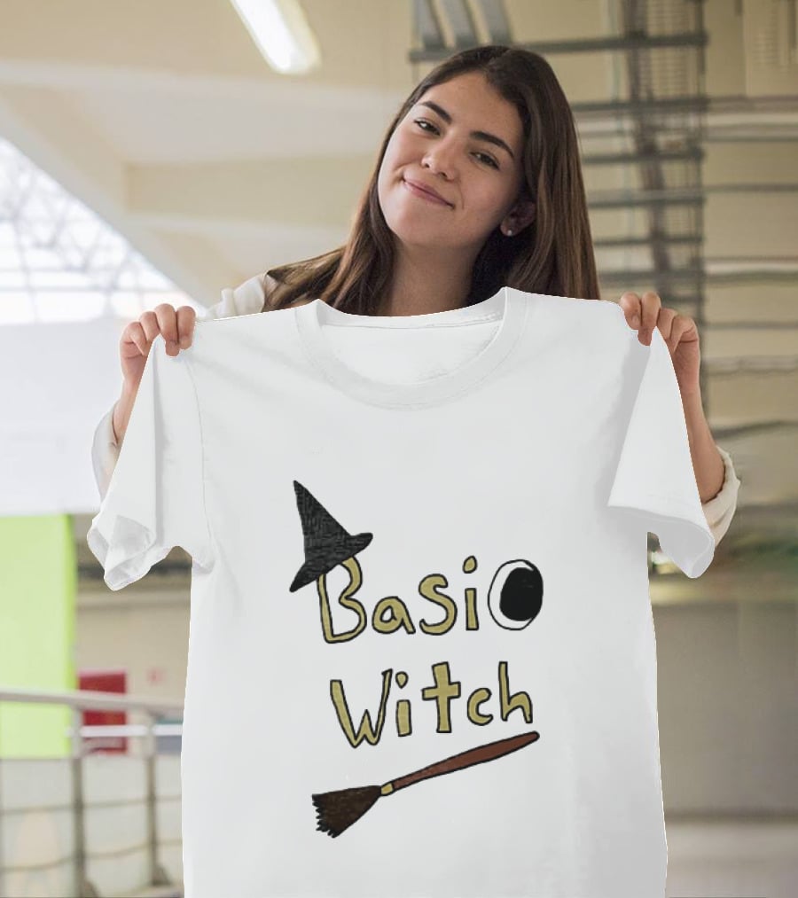 Basic Witch Halloween Witch Hat Broomstick T-Shirt