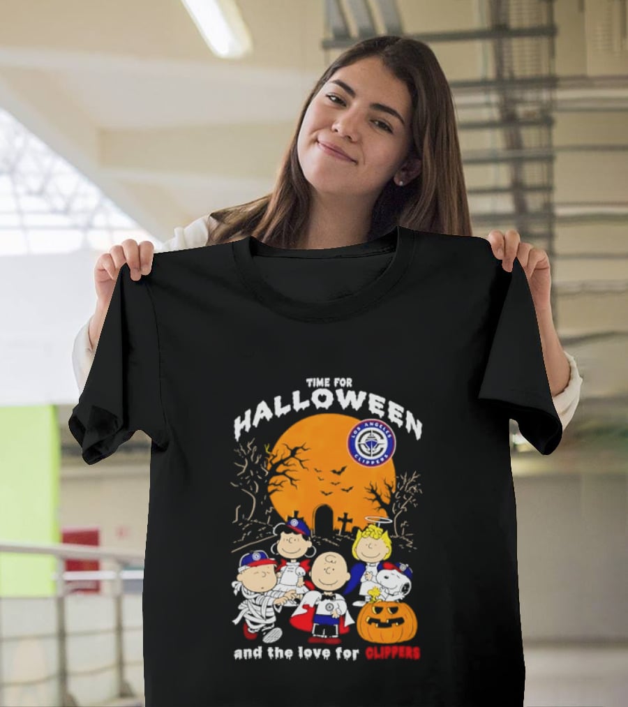 Peanuts Gang Time For Halloween Los Angeles Clippers Pumpkin Fun T-Shirt