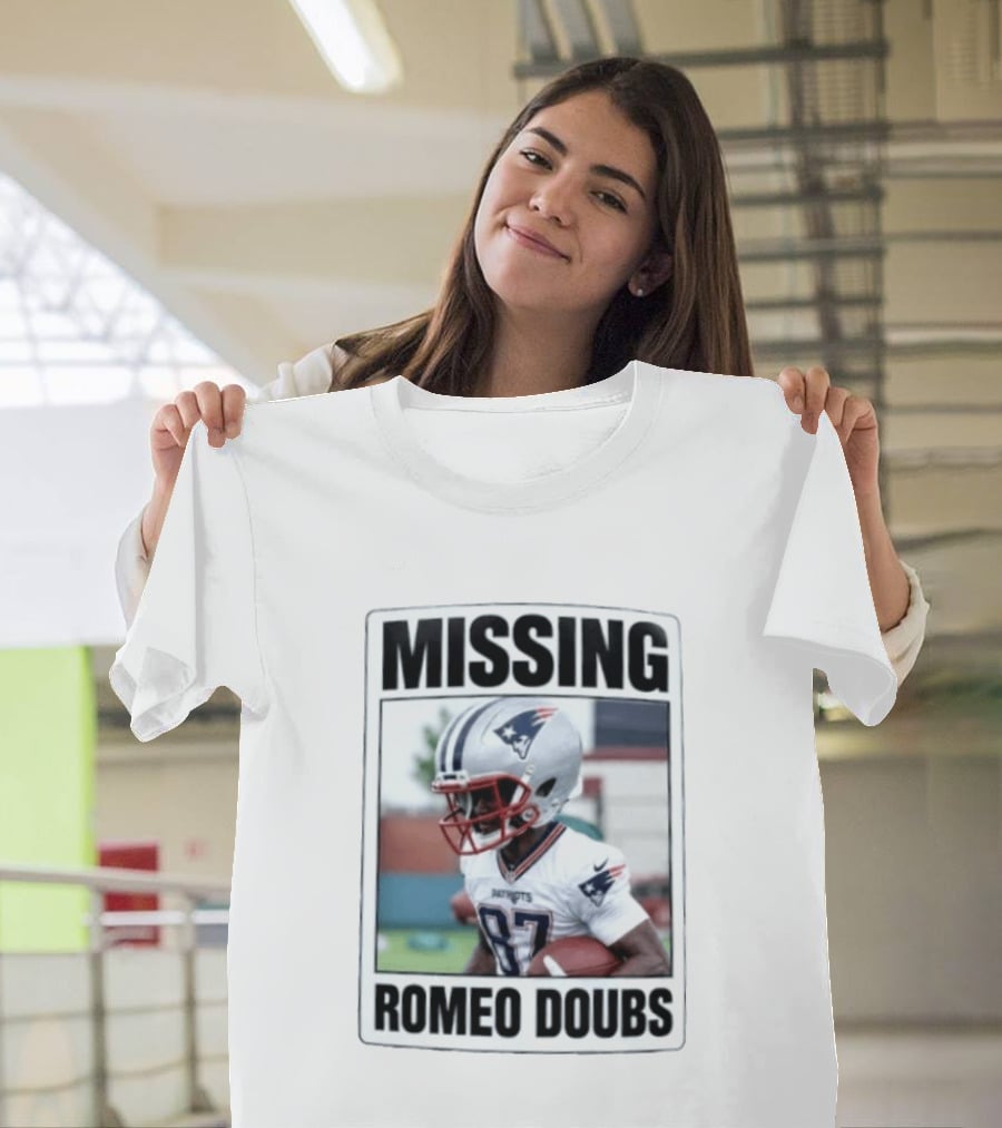 Missing Romeo Doubs New England Patriots T-Shirt