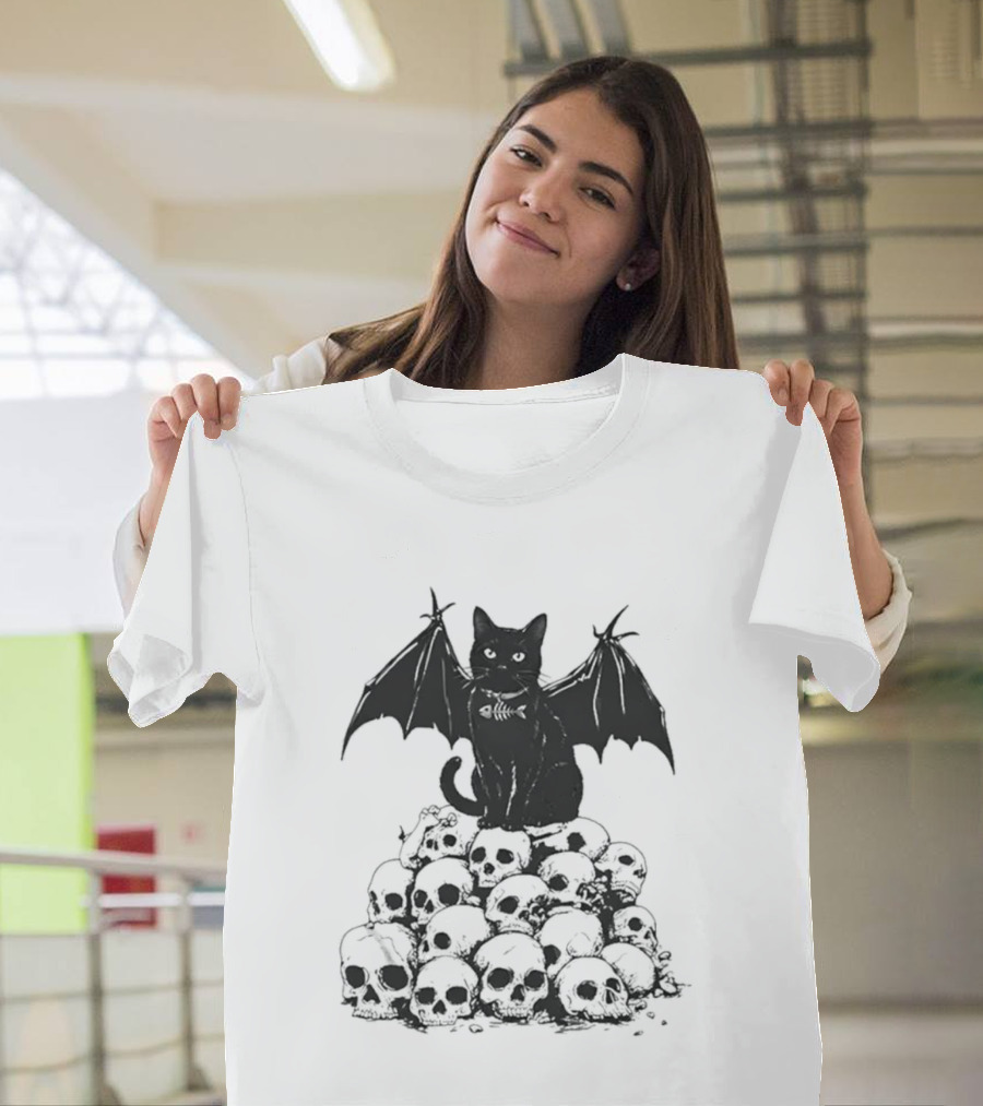 Black Bat Cat Sitting On Human Skulls T-Shirt
