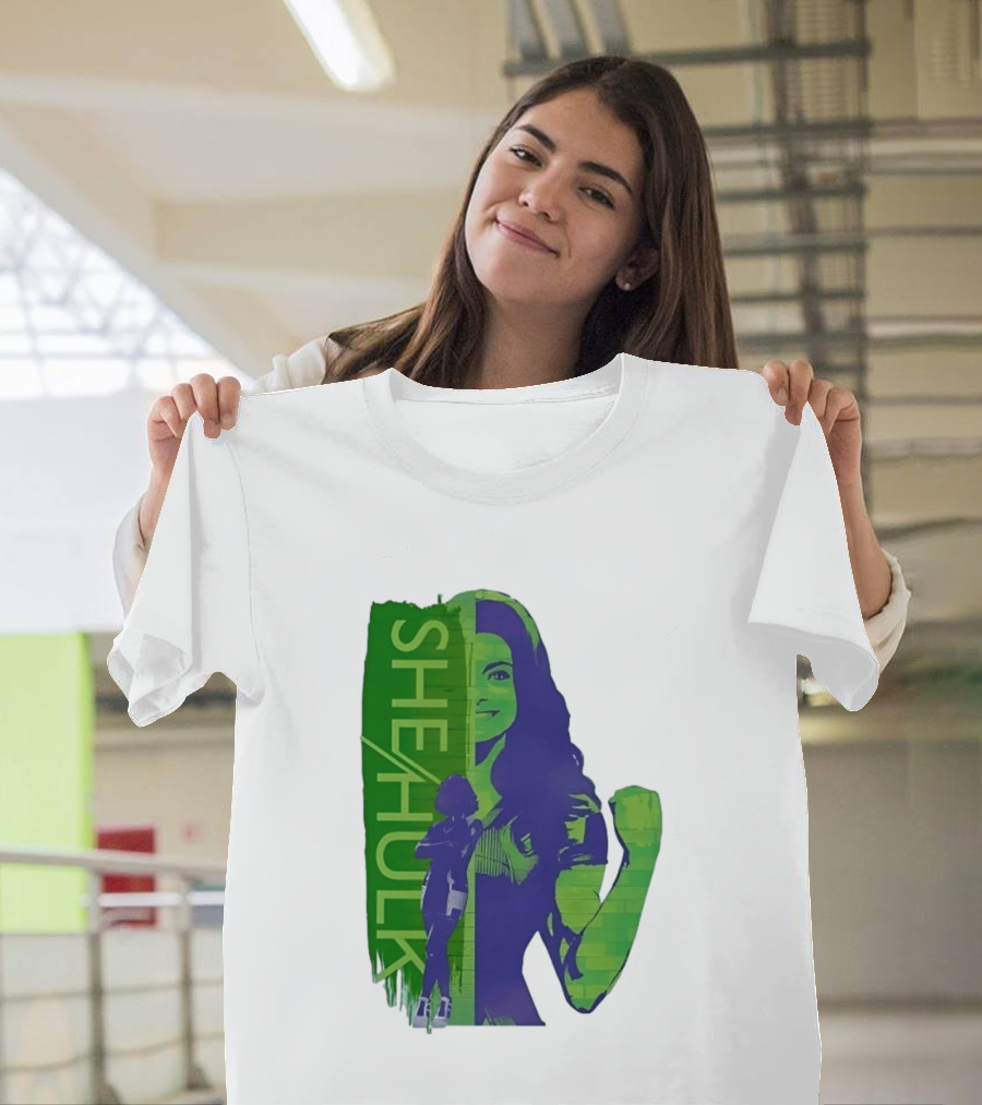 She Hulk Marvel Superhero Jennifer Walters Comic Style Heroic Pose T-Shirt